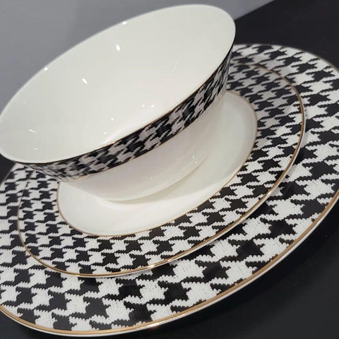 Houndstooth Dinnerware Set